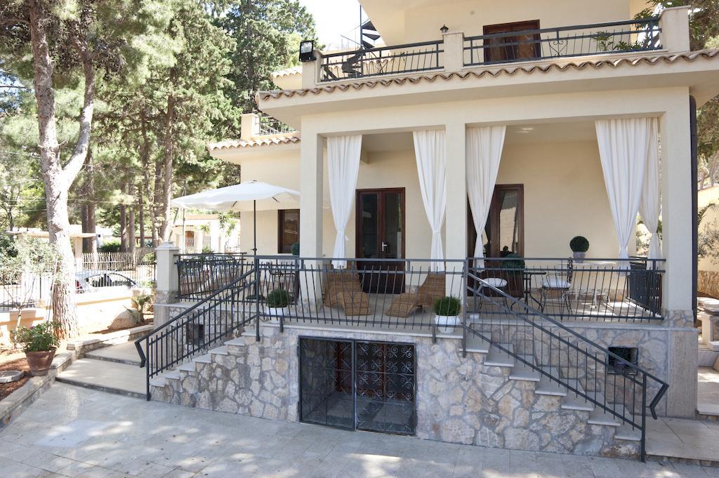 Bed & Breakfast Grotte Di Polifemo