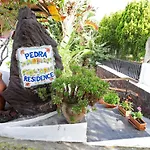 Pedra Residence
