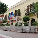 Casa Manzella
