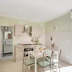 Catania Central Apartment With Terrace- Casa Mariella