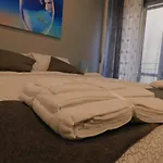 Frankie'S House B&B