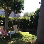 Residence Naxos Park Recanati Bivani Con Giardino