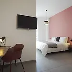 Zefiro Suites