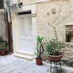 Ortigia Sweet Home Di Chiara