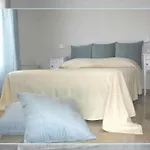 Movida Rooms