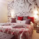 Akemi House Luxury Accomodation