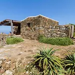 Dammuso Kaddiuggia Antica Pantelleria