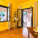 Belvilla By Oyo Villa Arangea Dieci