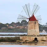 Spacious House In Mazara Del Vallo