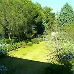Welcoming Apartment In Nicolosi With Included Parking