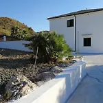 Charming Apartment In Montallegro With Sea View