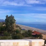 Elegant Apartment With Sea View In Mascali 60 M²