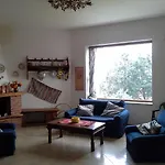 Casa Con Giardino