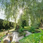 Cosy Apartment In Isigny-Sur-Mer With A Terrace