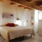 Nicaredda Home
