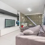 Red Luxury A Pochi Passi Dal Mare