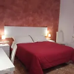 Bed & Breakfast Fontanarossa Airport -Private Parking-