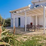 Villa Tra Mare E Ulivi