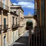 Porta Reale Rooms