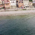 Casa Caronia Marina Near Cefalu