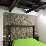 Conte'S House