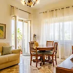 La Casa Di Elvira