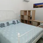 Case Vacanze Azzurra, Loredana E Trinacria