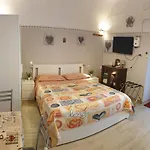 Giovanni S Little House