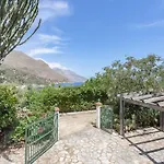 Scopello Flat With Panoramic Courtyard And Parking