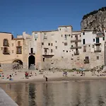 Appartamento Nobiliare Design A 2 Passi Dal Mare