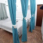 Mawi Apartment - Peaceful Apt. W/ Double Bed - 9Min Walk To Ortigia