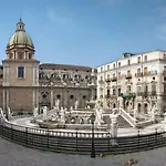 Porta Vicari With View In Downtown