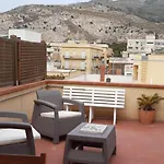 Attico Tra Mare E Montagna