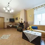 Etna Guest House