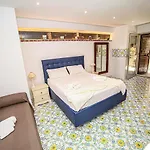 Teatro Apartments Mondello
