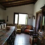 Mungibeddu Casa Vacanza Tra Le Vigne Dell'Etna