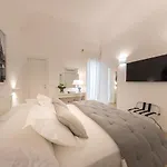 La Home42 Suite