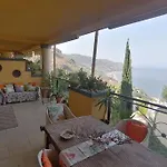Taormina Home Sweet Home Apartment