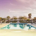 Milu Beach Club