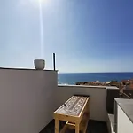 Idda, Vista Mozzafiato E Mare Dentro Casa