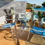 Luxury Beachfront Apartment Taormina Pool And Parking