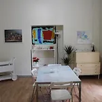 Appartamento In Villa Pianterreno