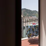 Lavatoioflats Casa Sul Mare E Sul Lavatoio Medievale A Cefalu