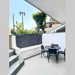 Aci Apartment By The Sea