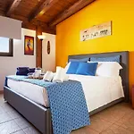 Alsave Casesicule, Sea View Apartment With Veranda And Terrace, 50 Mt From The Beach, Wi-Fi