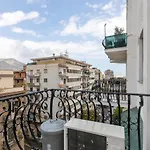 Politeama Lovely Apartment With Balcony