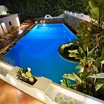 Pietra Pomice Hotel