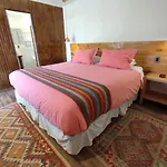 Uma Hotel