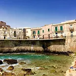 Stella Del Mare