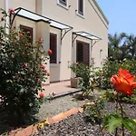 Casa Delle Foglie